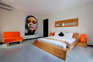 Villa Kirana Seminyak Σεμινιάκ